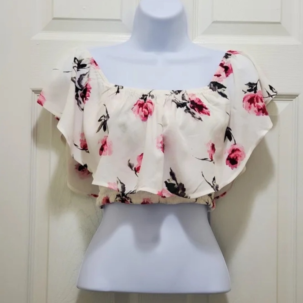Kendall & Kylie floral Crop Top